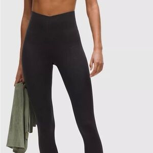 lululemon Black Jacquard Leggings with Logo